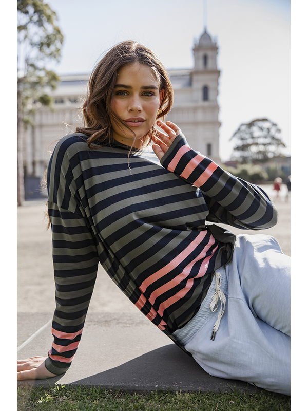 Elm Turn-Back Tee