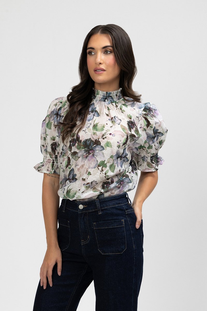 Seeking Lola Notting Hill Top