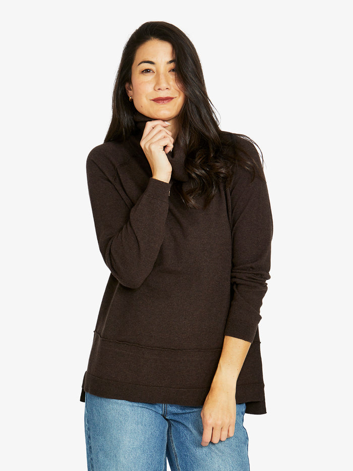 Jump Raglan Cowl Pullover