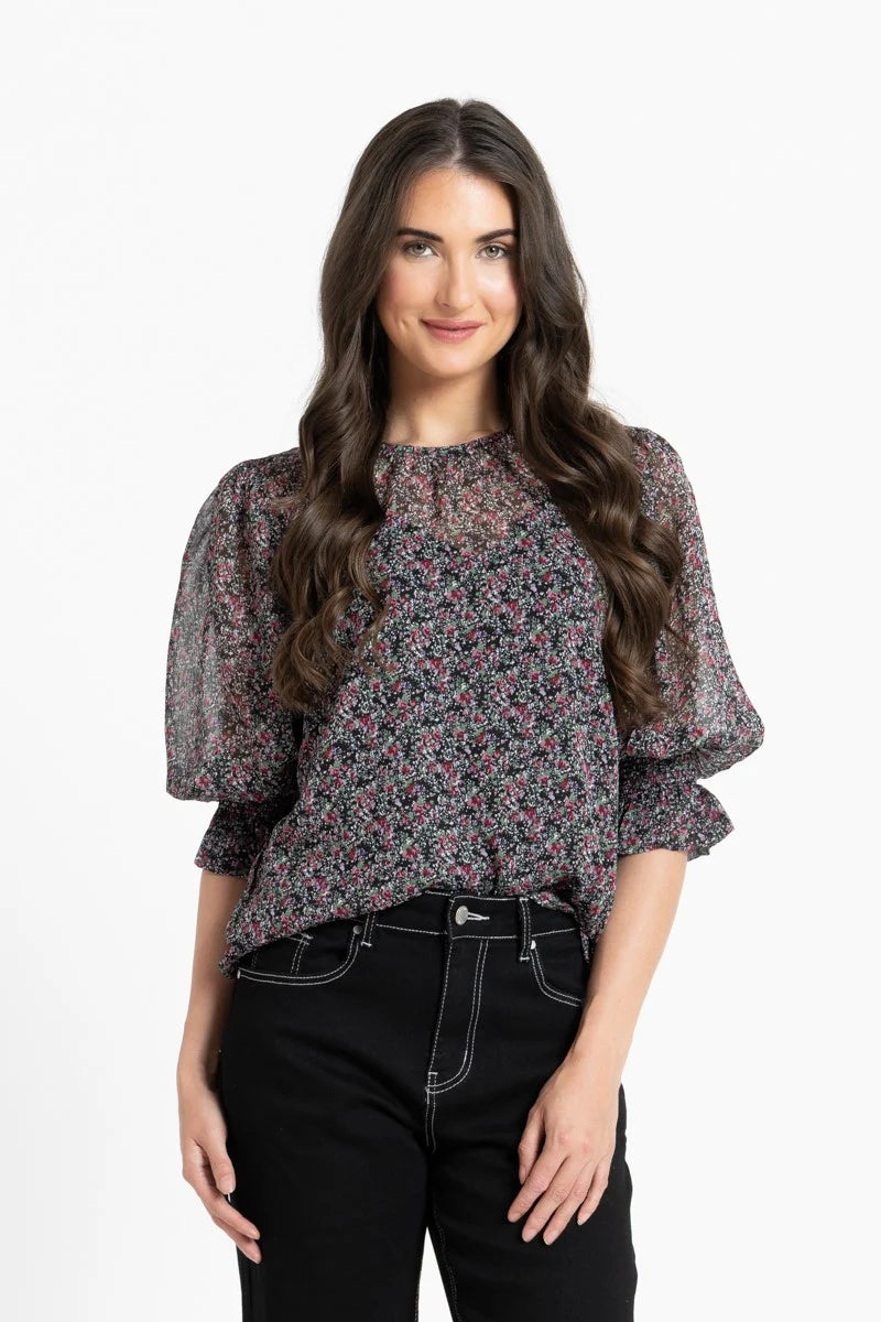 Seeking Lola Magnif Top