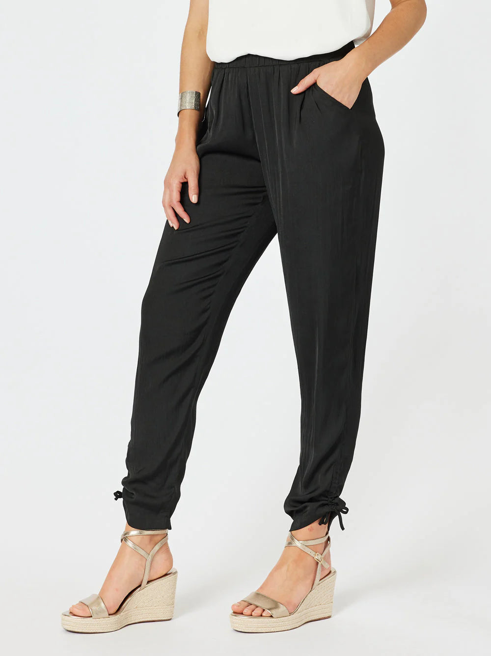 Hammock and Vine Traveller Pant