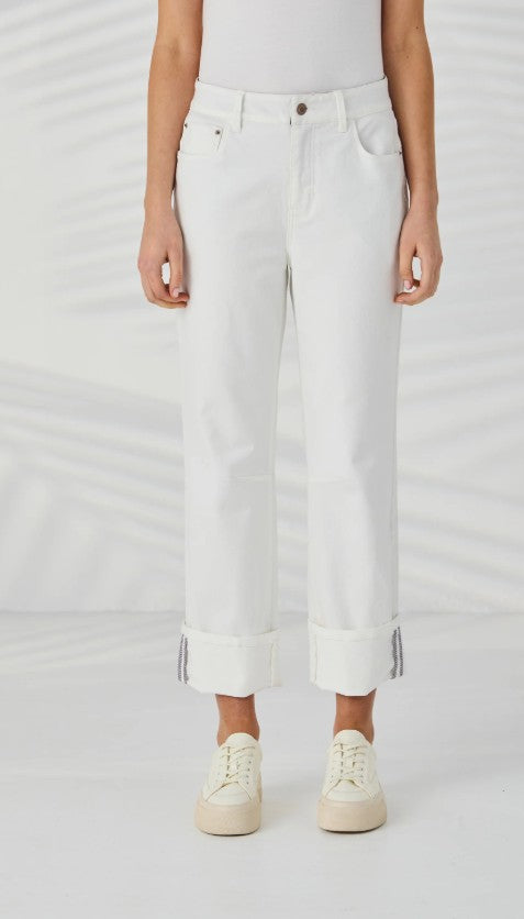 Lania Avalon Jean